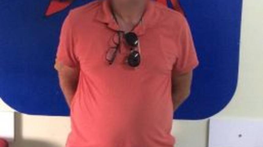 13 Su&ccedil;tan Aranan Zanlı Polisten Ka&ccedil;amadı