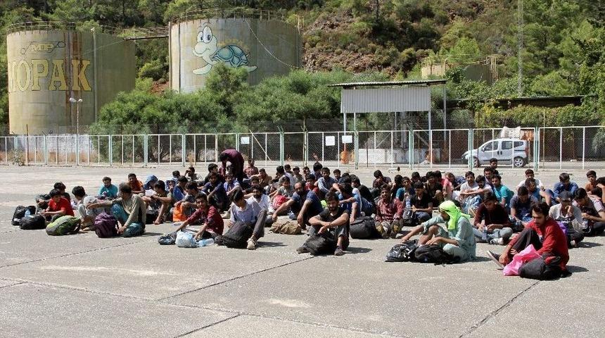 Pakistan Uyruklu 73 Ka&ccedil;ak G&ouml;&ccedil;men Yakalandı