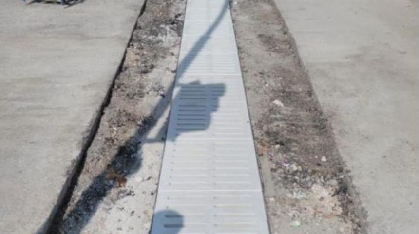 Adıyaman Belediyesi Metal Izgaraları Değiştirdi