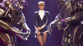 İstanbul'da Rihanna Fırtınası Esti