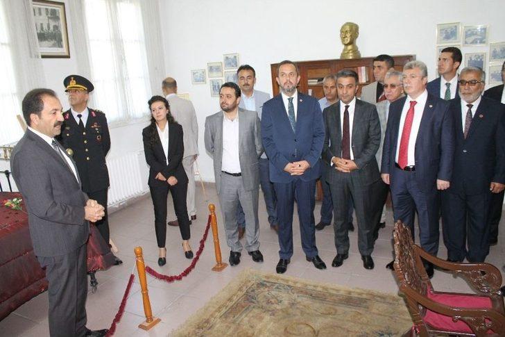 Atatürk’ün Çankırı’ya Gelişinin 93. Yıl Dönümü Kutlandı G5