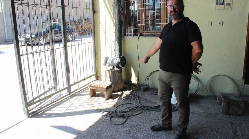 Kablo Hırsızı Bayram Dinlemedi