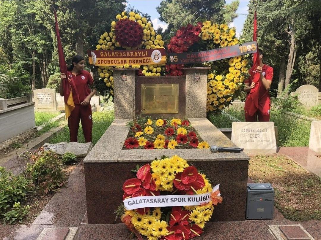Galatasaray&rsquo;da Ali Sami Yen Mezarı Başında Anıldı