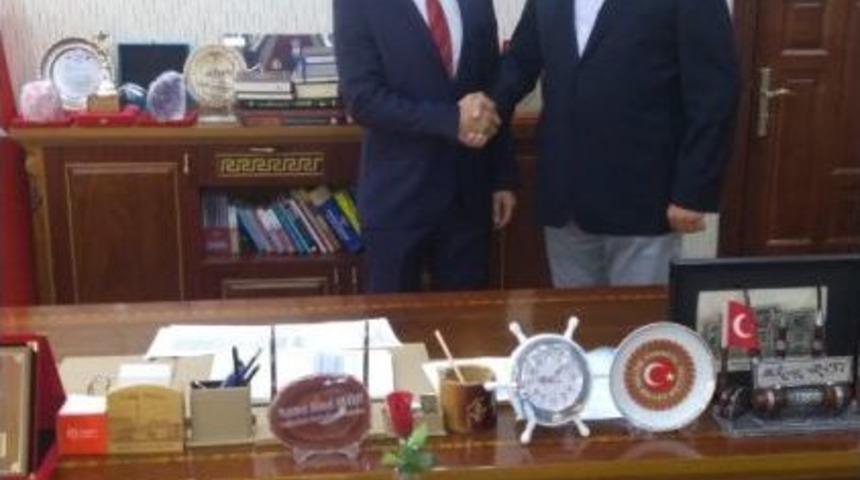G&uuml;ny&uuml;z&uuml; Kaymakamı G&ouml;&ccedil;er&rsquo;den Başkan Arayıt&rsquo; A Veda Ziyareti