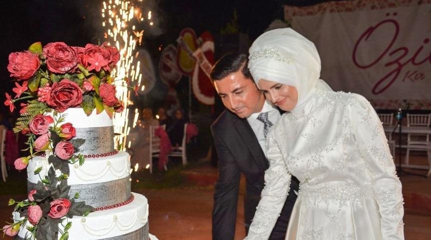 Milas Halk Eğitimi M&uuml;d&uuml;r&uuml; Tunahan Bayram&rsquo;ın Mutlu G&uuml;n&uuml;