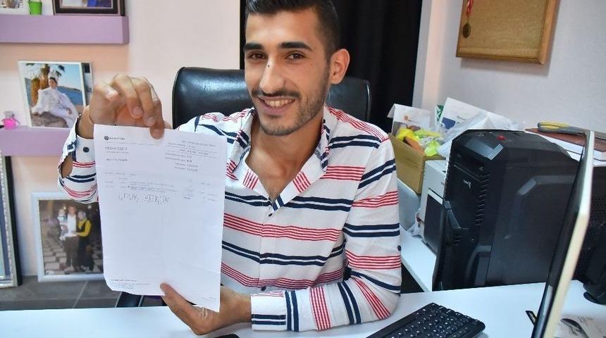 Hesabına Yanlışlıkla 22 Bin Lira Yatan Gen&ccedil;ten İnsanlık Dersi