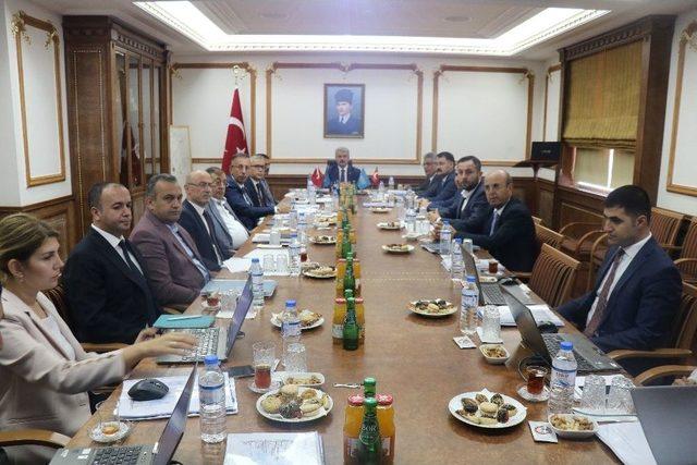 Ahiler Kalkınma Ajansı Aylık Olağan Yönetim Kurulu Toplantısı Kırşehir’de Yapıldı