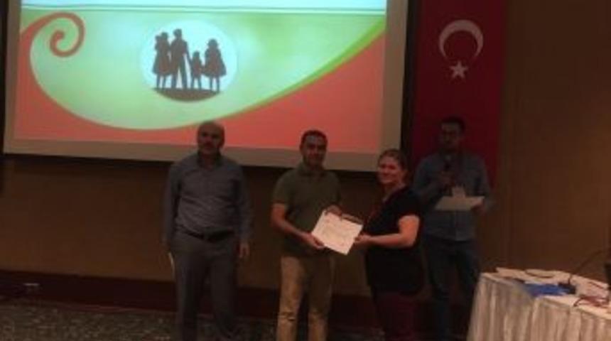 Evlilik &Ouml;ncesi Eğitim Tanıtım Ve Yaygınlaştırma Programı Sertifika T&ouml;reni