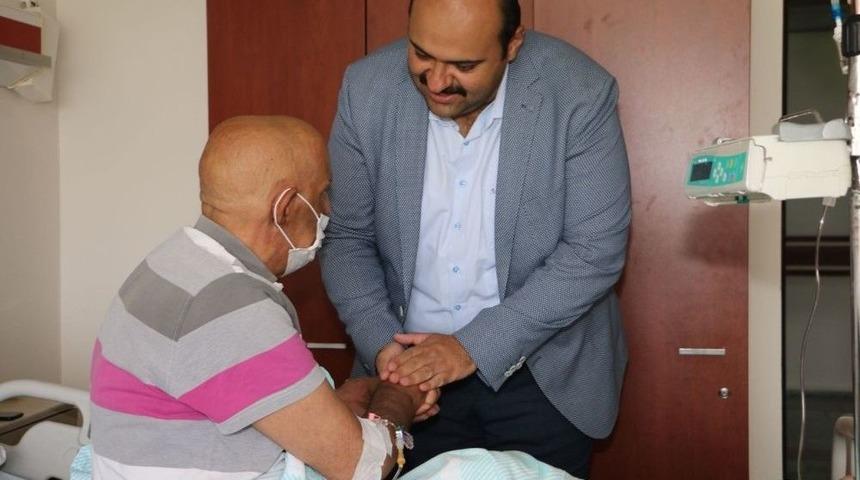 Bayramda Aziziye&rsquo;de Şehit Yakınları Ve Hastalar Unutulmadı