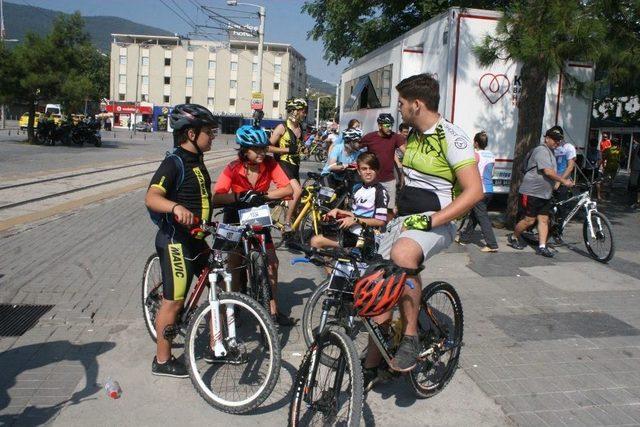 Pedallar Bu Kez Farkındalık İçin Döndü