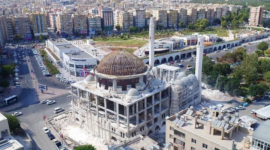 11 Nisan K&uuml;lliyesinde &Ccedil;alışmalar S&uuml;r&uuml;yor