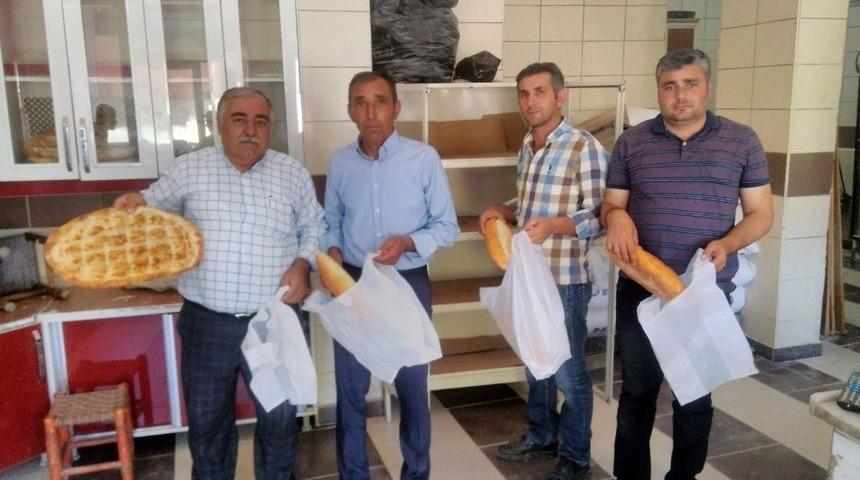 Bah&ccedil;eli&rsquo;nin &rsquo;askıda Ekmek&rsquo; Kampanyasına Sason&rsquo;dan Destek