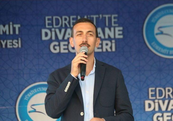 Edremit’te 4. Geleneksel Bayramlaşma Töreni G2