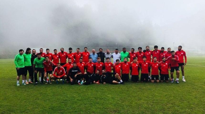 Başkan Mustafa Aslan&rsquo;dan Takıma Moral Ziyareti