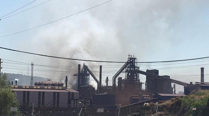 Fabrika Yangınında 6 İş&ccedil;i Dumandan Etkilendi