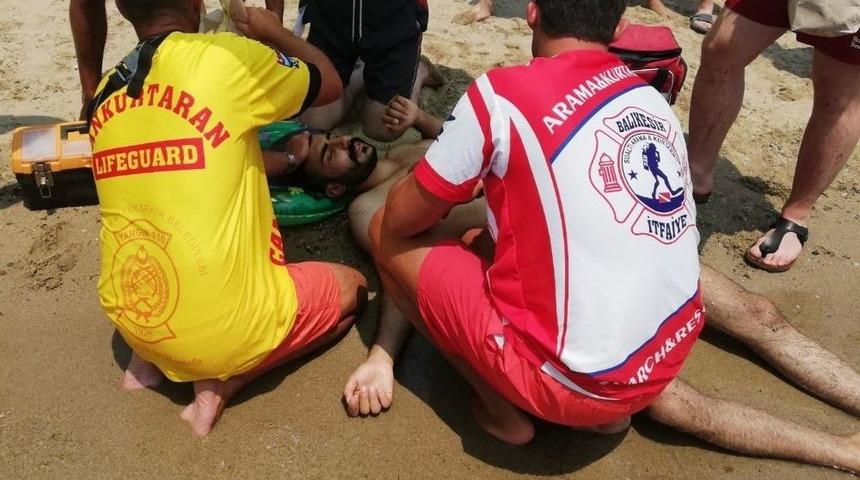 Denize Dik Atladı, Boynu Kırıldı