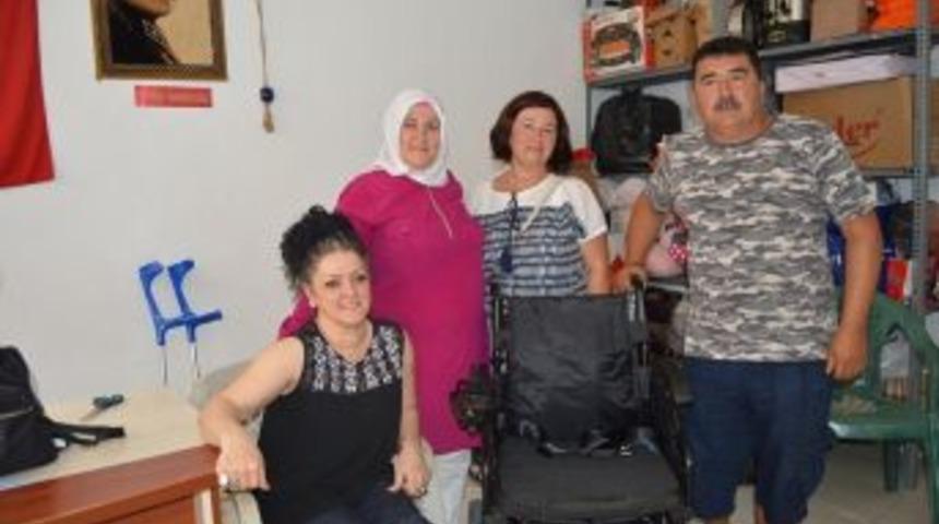 Erdek Engelliler Derneğine Anlamlı Bağış