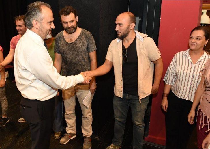 Şehir Tiyatrosu Yeni Sezona Gün Sayıyor G4