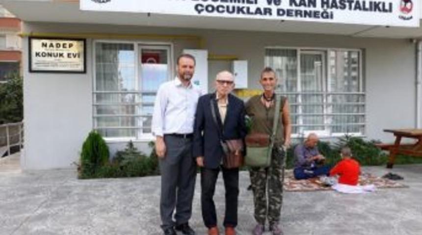 Lösemili Çocuklar İçin Evini Bağışladı