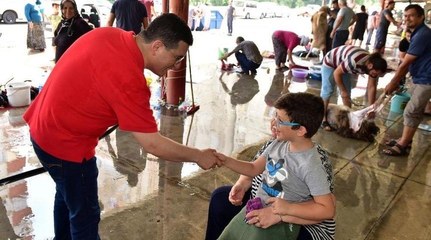 Tütüncü, Kurban Kesim Yerlerini Denetledi