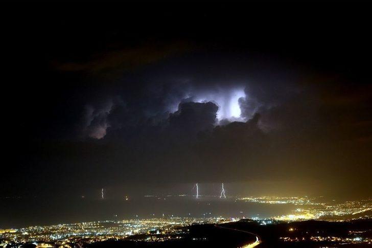 İskenderun Körfezi’nde Şimşeklerin Dansı G4