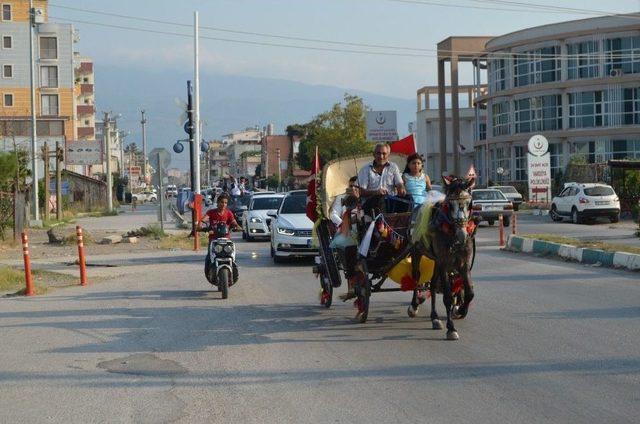 Yeni Evlenen Çiftin Faytondan Gelin Arabası Hayali Gerçek Oldu