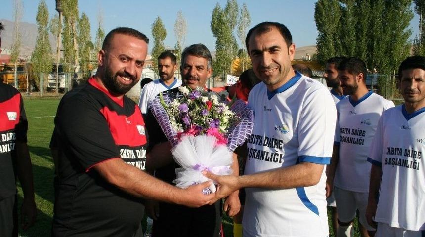 Esnaf Ve Zabıta Arasında Dostluk Ma&ccedil;ı