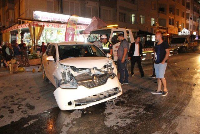 Üzerlerine Gelen Otomobilden Son Anda Kaçarak Kurtuldular