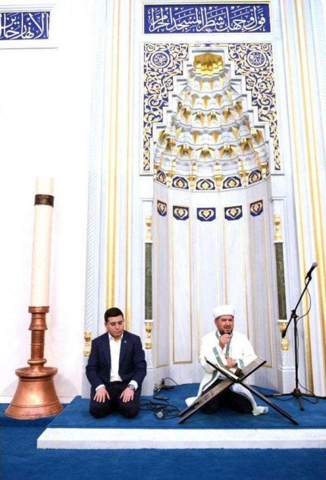 Çelebi Sultan Mehmed Camii İbadete Açıldı