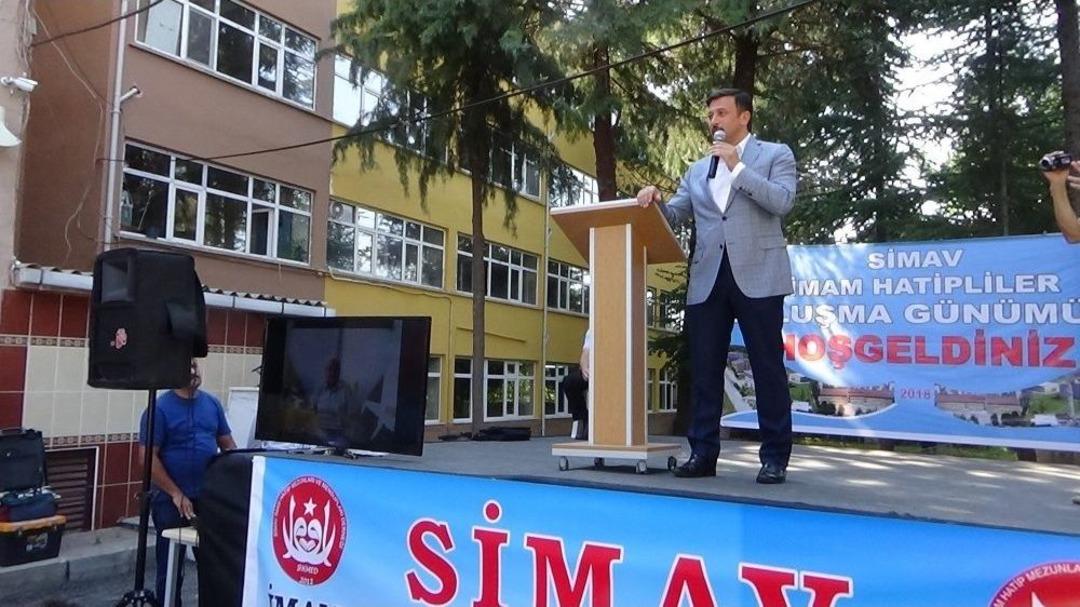 Hamza Dağ, Simav İmam Hatip Lesesi&rsquo;nin Mezunlarıyla Buluştu