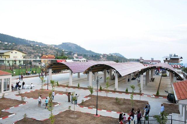 Tarsus’ta Yapımı Tamamlanan Hizmetler Törenle Açıldı