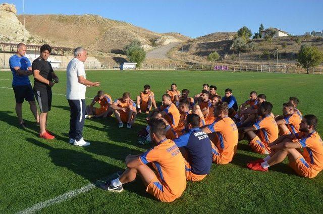 İskenderun Belediye Spor Hazırlıklarını Nevşehir’de Sürdürüyor