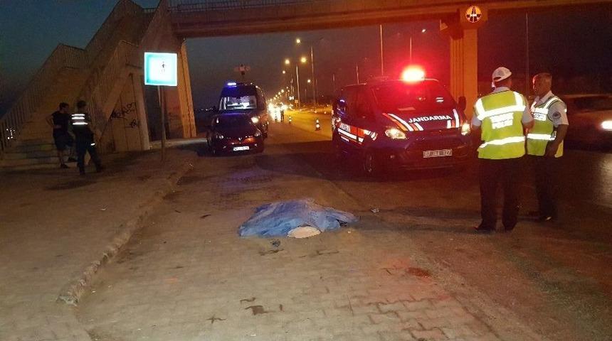 Otomobilin &Ccedil;arptığı Yaya &Ouml;ld&uuml;