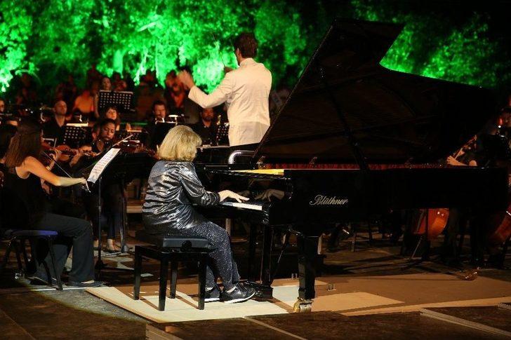 Antik Kentte İdil Biret’ten Piyano Resitali G1