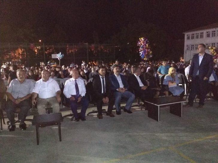 Karaadilliler Vişne Ve Patates Festivalinde Coştu G5