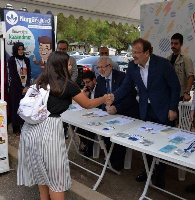 Hakan Çavuşoğlu’ndan Uludağ Üniversitesi’nin Yeni Öğrencilerine 