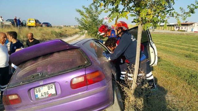 Aksaray’da Otomobil Takla Attı: 1’i Bebek 3 Yaralı