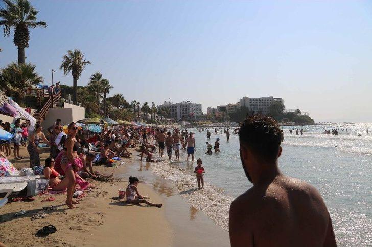 Kuşadası Plajlarında İnsan Seli G5