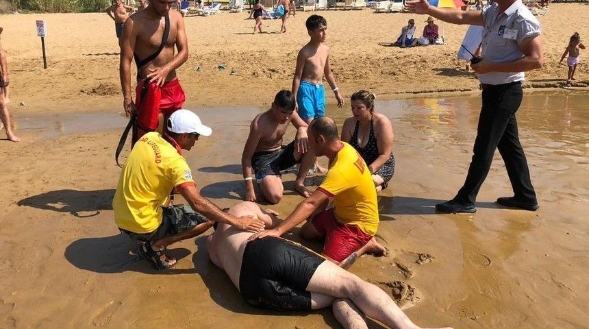 Eşi İle Oğlunun Kurtarılmasını Gözyaşları İle İzledi