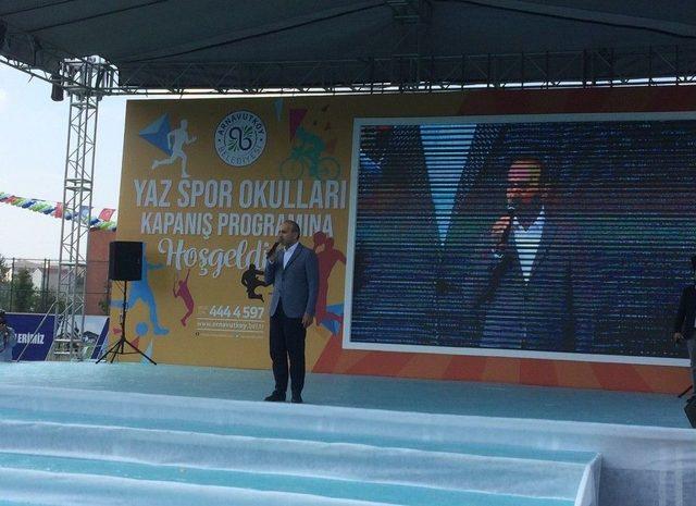Arnavutköy’de Yaz Spor Okulları’nın Kapanışı Gerçekleşti