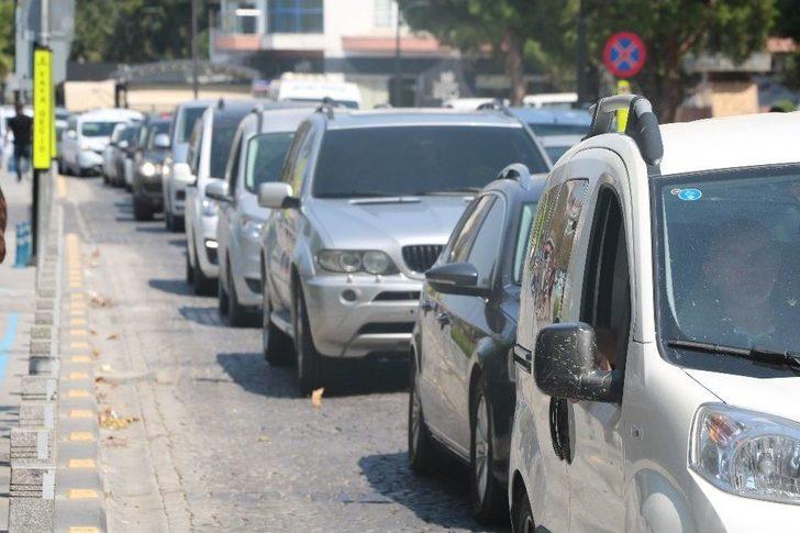 Çanakkale’de Dönüş Yoğunluğu: 5 Kilometrelik Kuyruk Oluştu G1