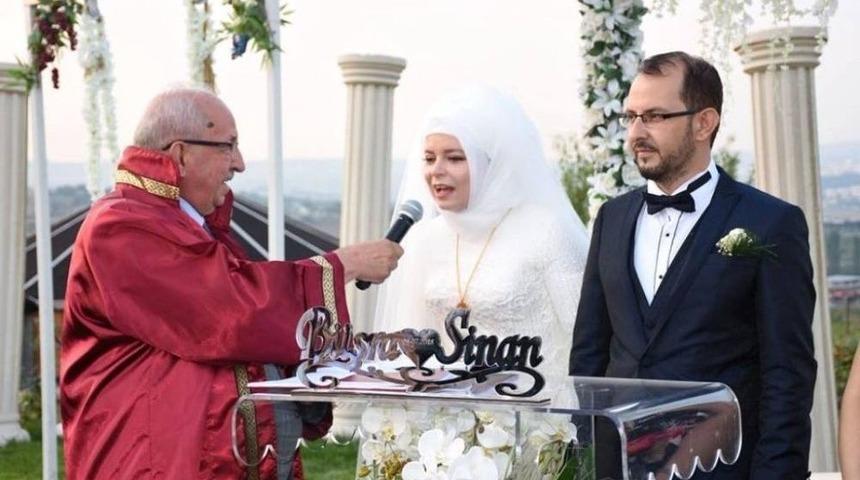 Başkan Albayrak &Ccedil;iftlerin Nikahını Kıydı