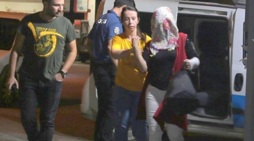 Evlilik Vaadiyle Kandırdı, Vajinasından Uyuşturucu &Ccedil;ıktı