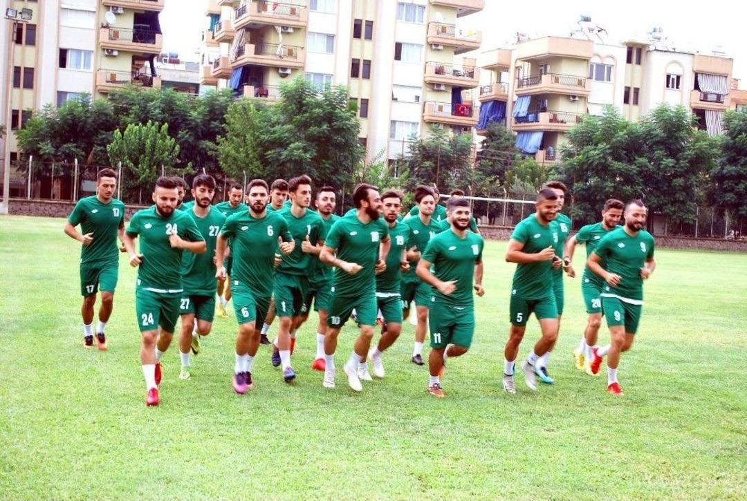 Salihli Belediyespor Yeni Sezon Hazırlıklarını S&uuml;rd&uuml;r&uuml;yor