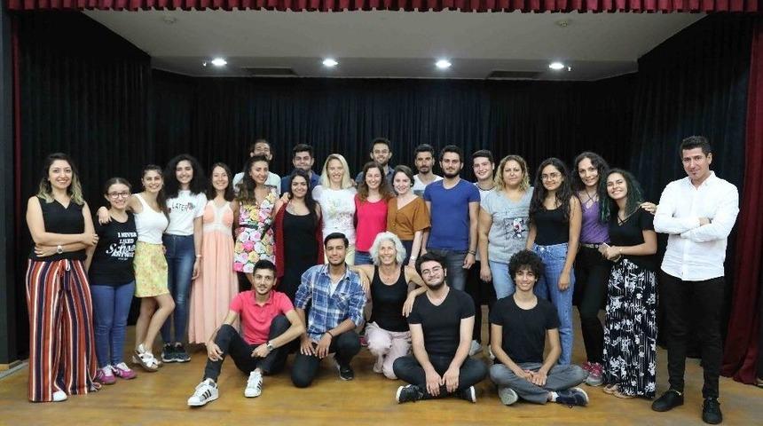 Bayraklı Belediyesi Yeni Oyuncu Adaylarını Arıyor