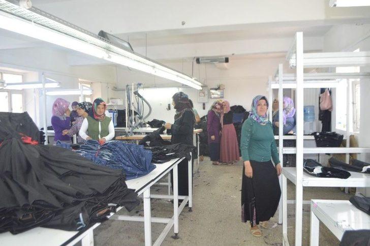 Atıl Durumdaki Köy Okulunu Fabrikaya Çevirdiler G2