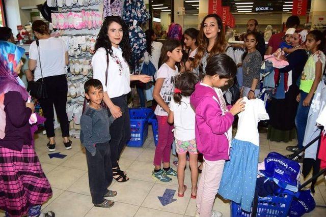 Bayramda Çocukların Yüzünü Güldüren Kampanya