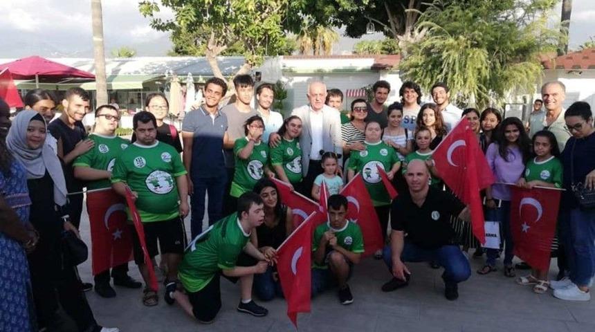 Aıesec Topluluğu &Ouml;ğrencileri İskenderun&rsquo;da Down Sendromlu &Ccedil;ocuklarla Buluştu