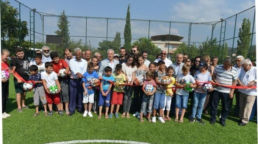 Nilüfer’de Her Mahalleye Halı Saha