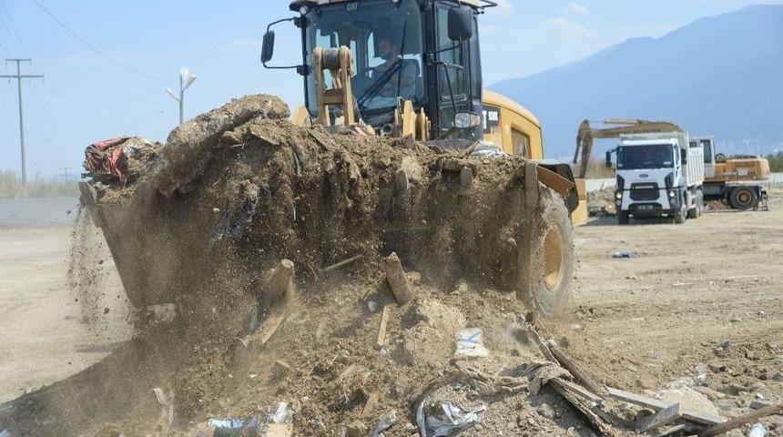 Osmangazi’de Kurban Satış Yerleri Temizlendi